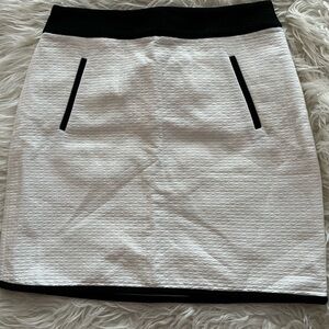 Ann Taylor White & Black Trim Mini Skirt